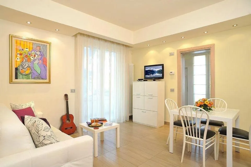 Astra Suite Apartment'S Riccione