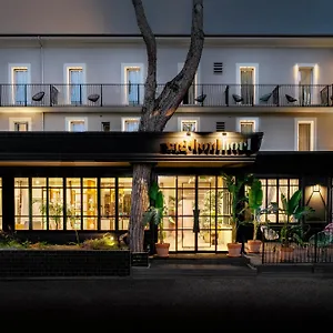 3* Hotel Vagabond